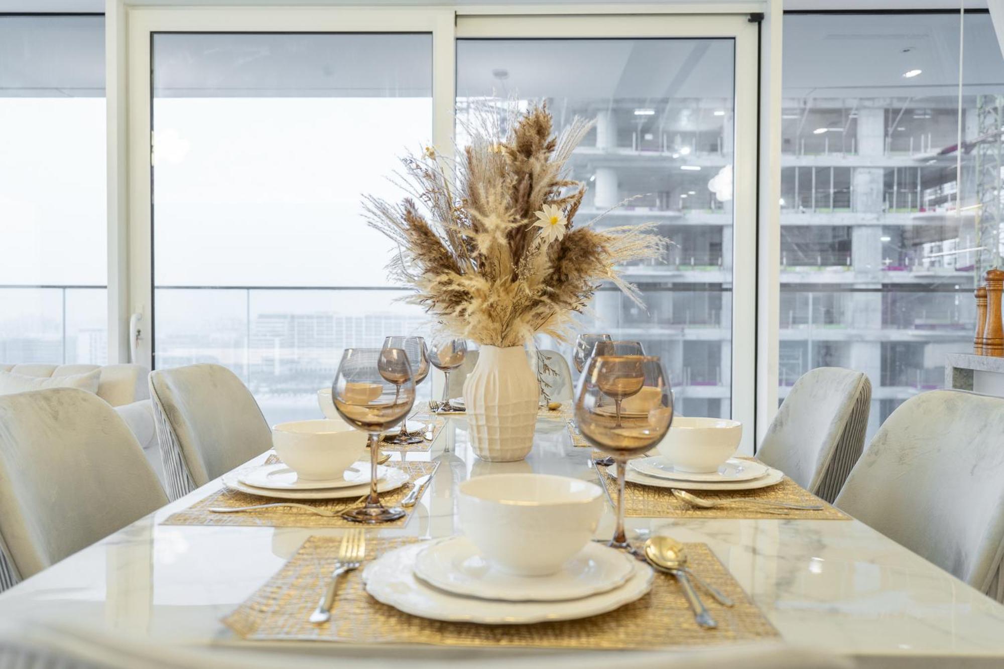 Grand Bleu I Private I Palm Jumeirah, Sea & Sky Views I Infinity Pool I Ps5 I By Skyline Serenity